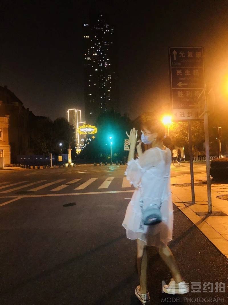 纪实模特
