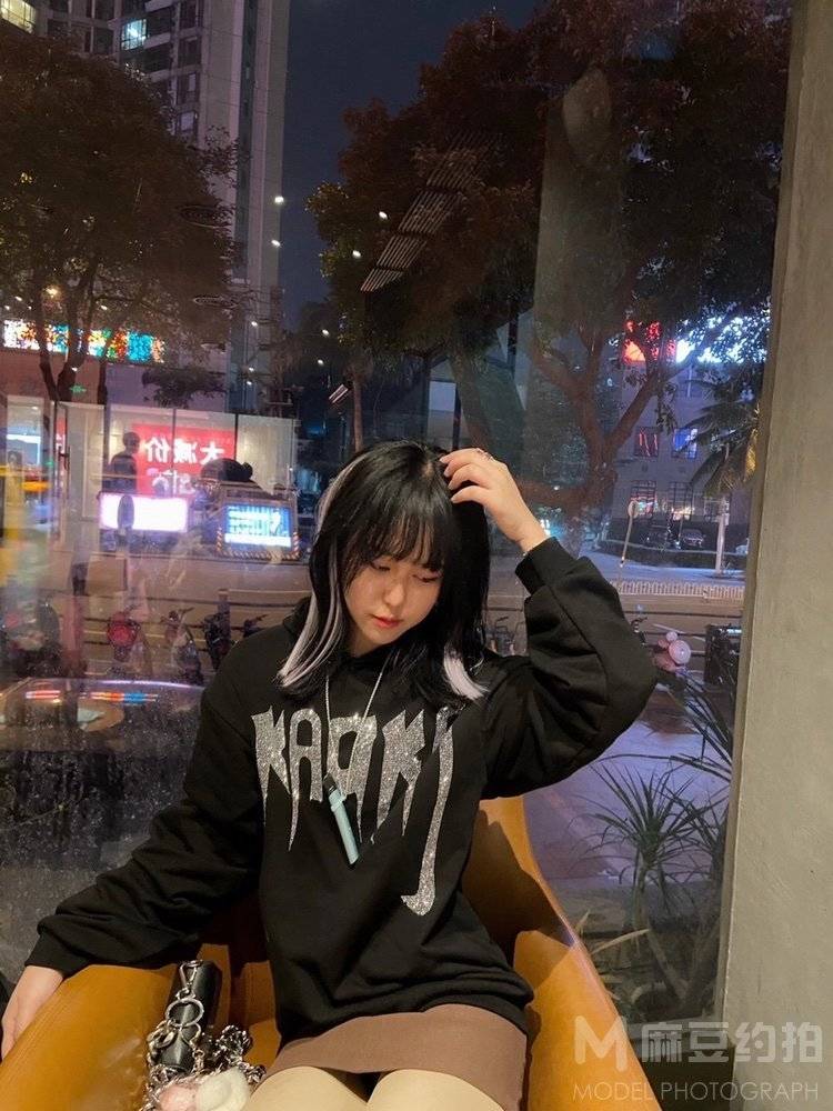 暗黑模特