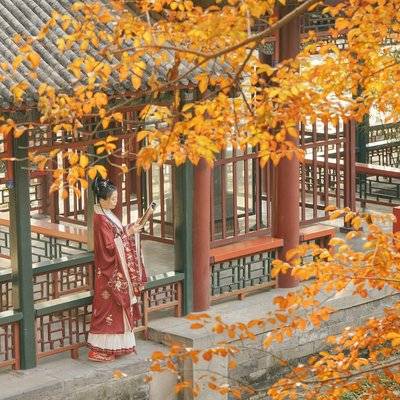 汉服模特