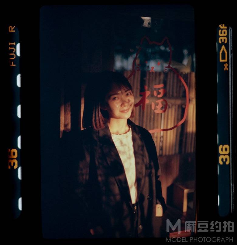 胶片模特