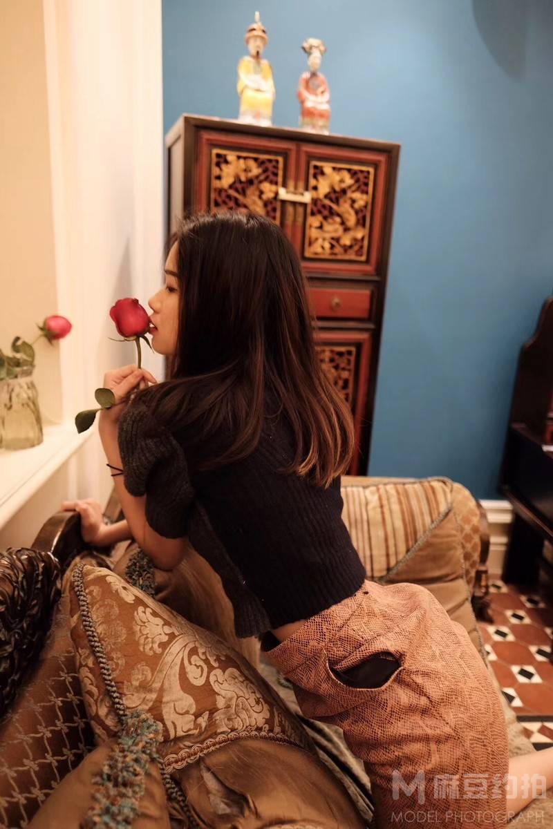 情绪模特