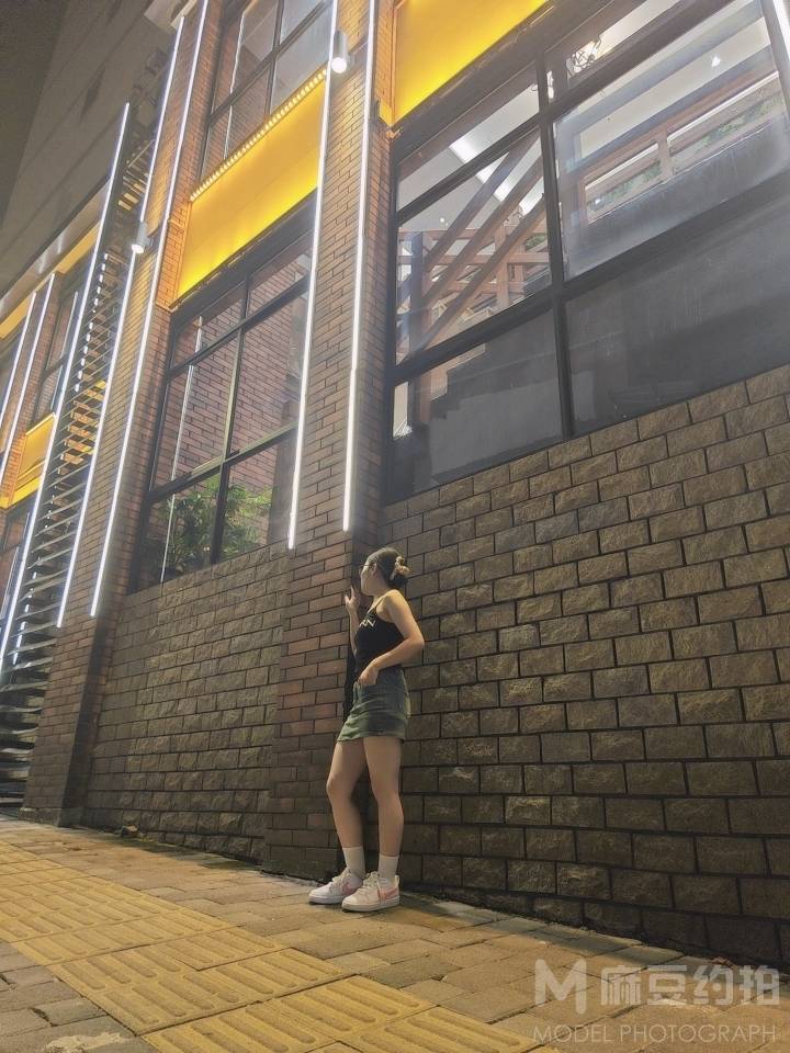 夜景模特