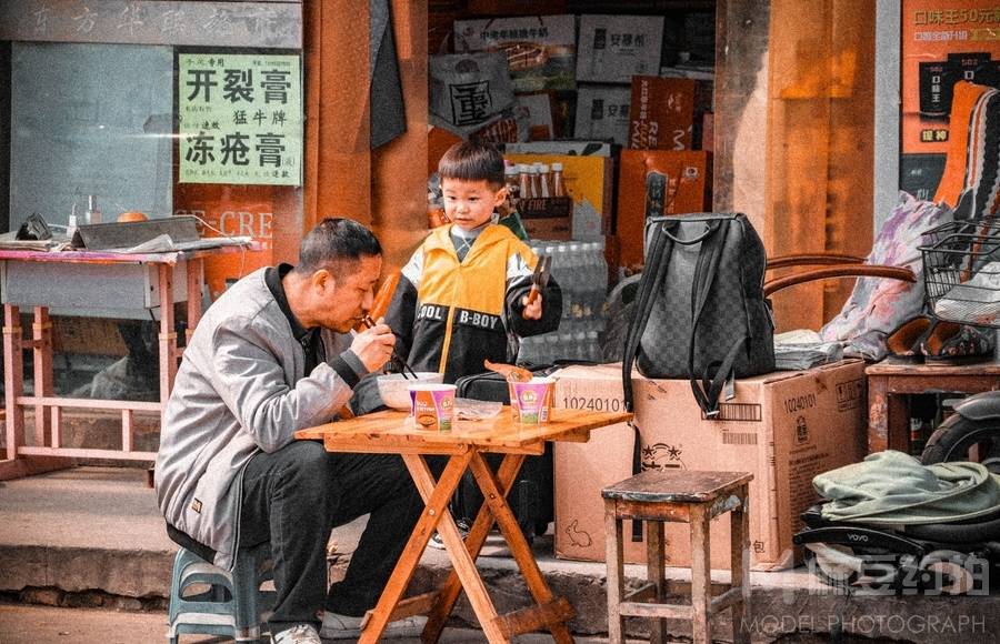 胶片模特
