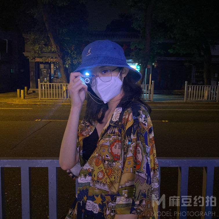 夜景模特