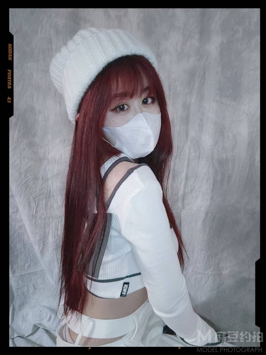 胶片模特