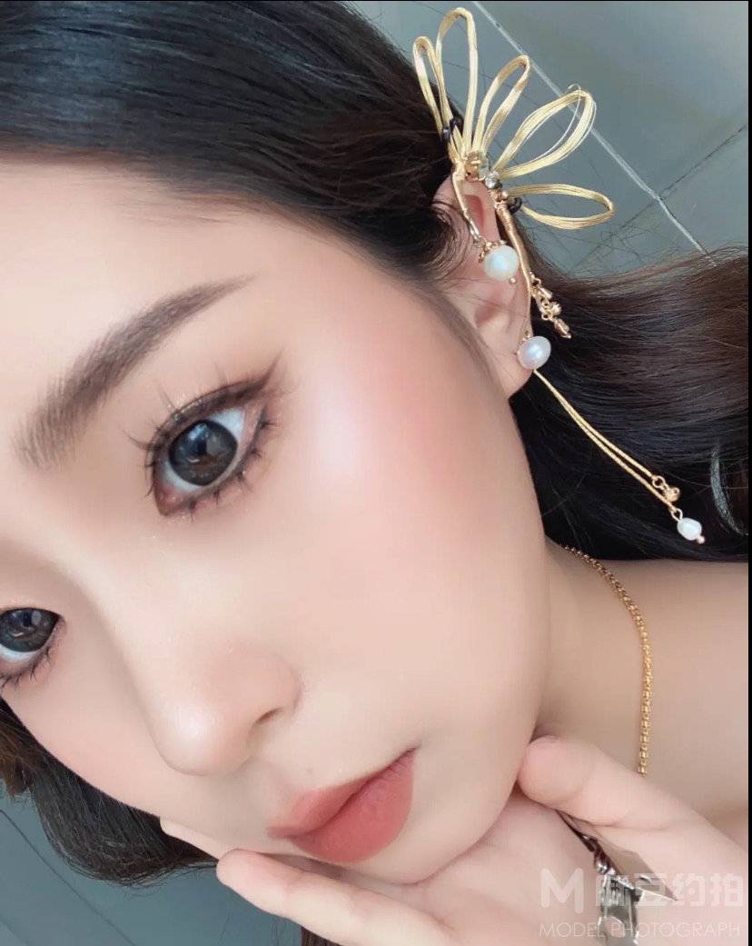 暗黑模特