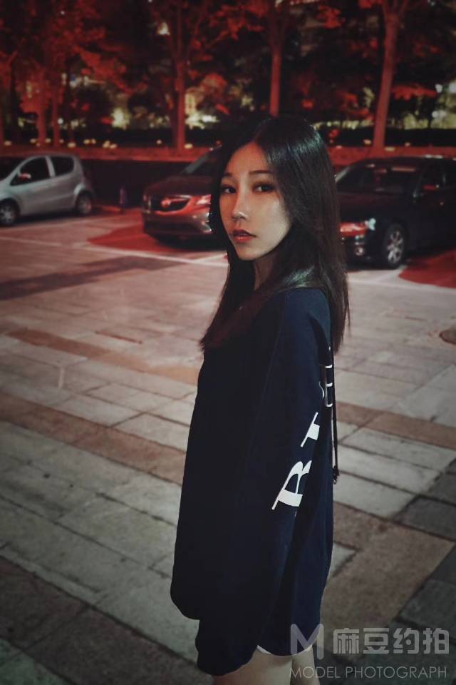 夜景模特