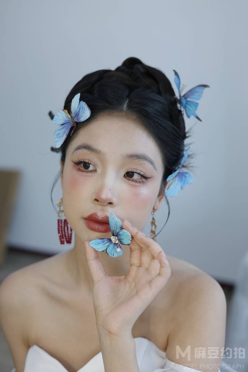 清新模特