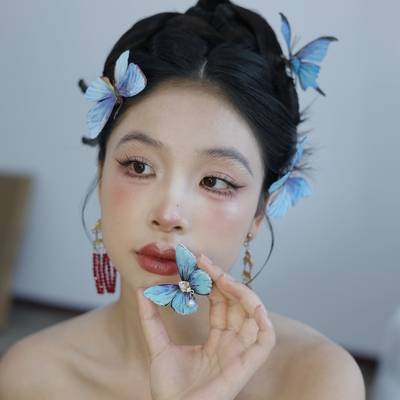 清新模特