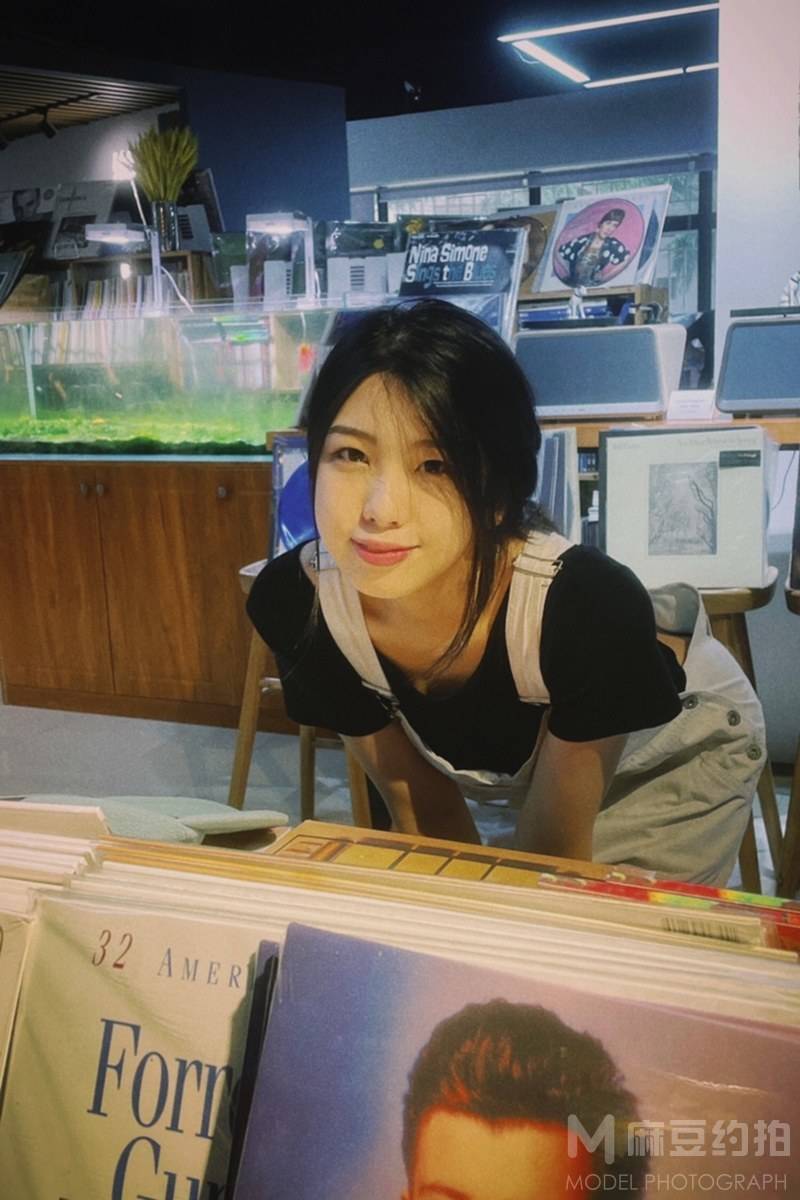 胶片模特