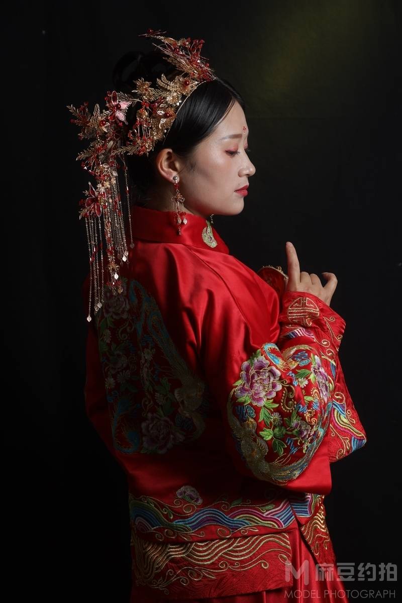 妆容模特
