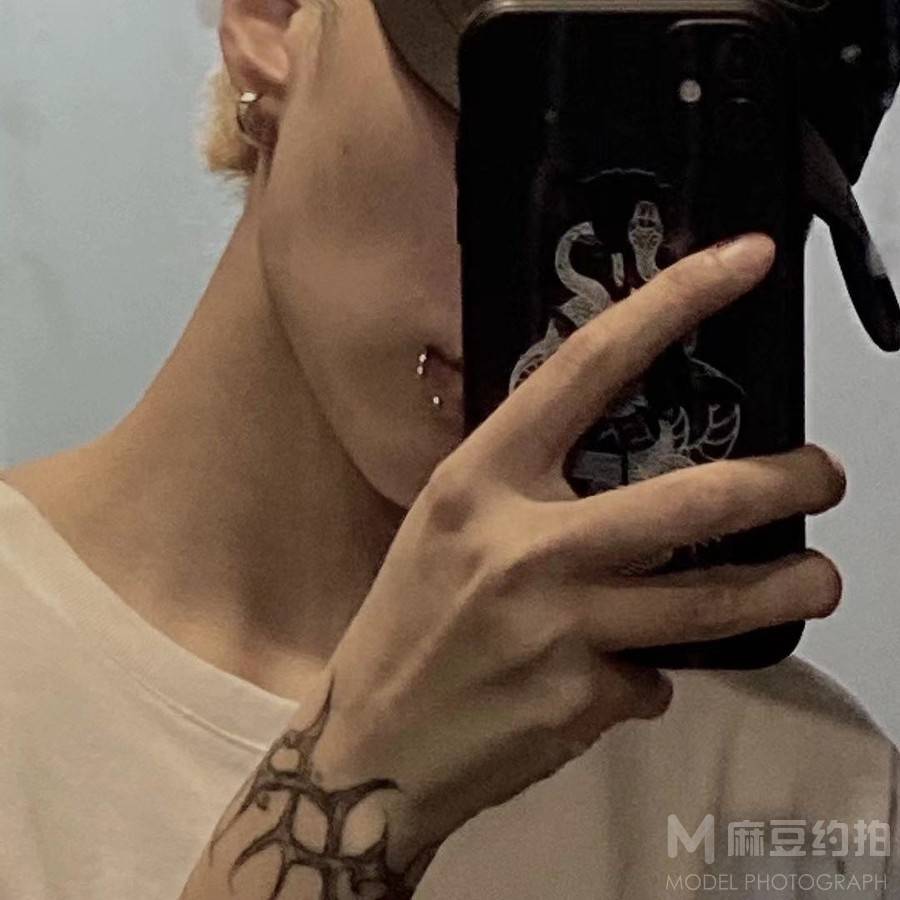暗黑模特