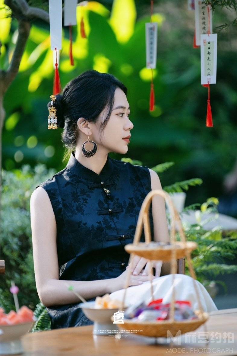 清新模特