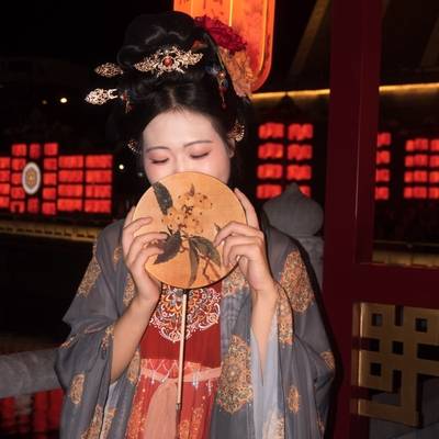 汉服模特