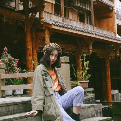 校园模特