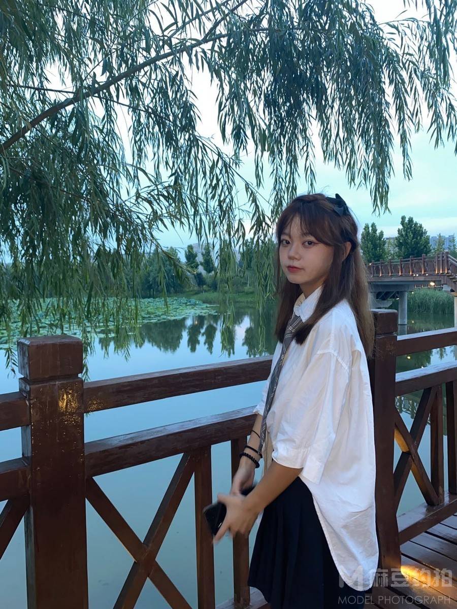 校园模特