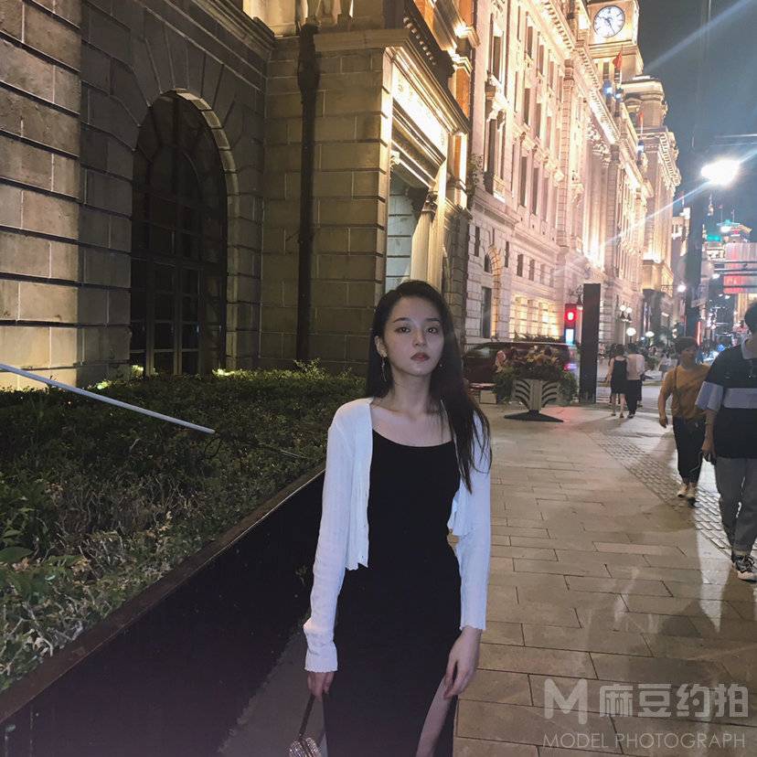 夜景模特