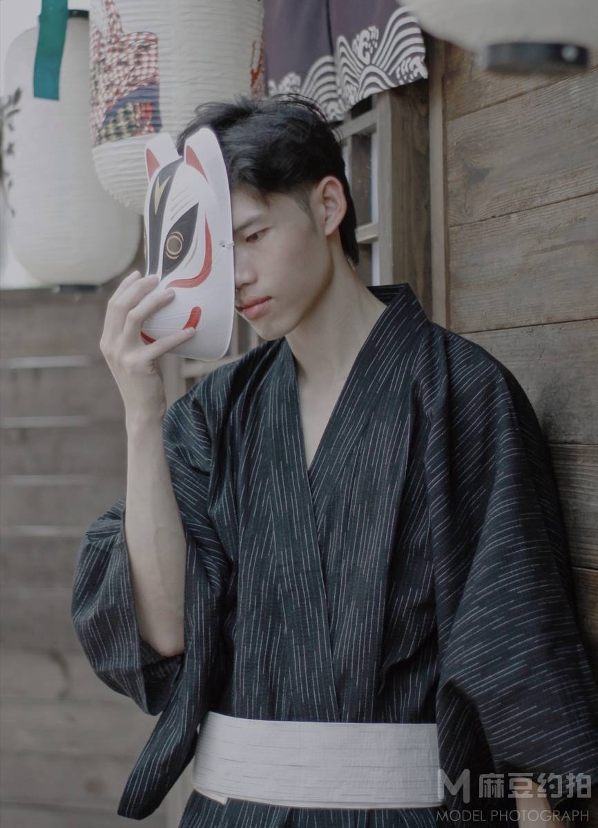 胶片模特