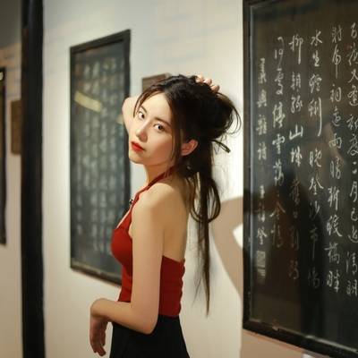 情绪模特