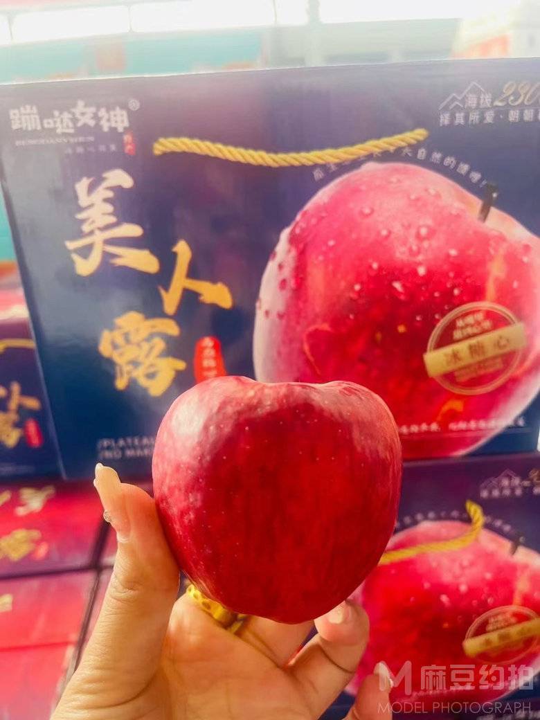 纪实模特