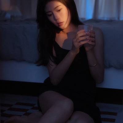 情绪模特