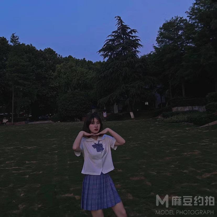 校园模特