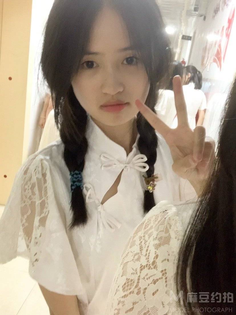 胶片模特