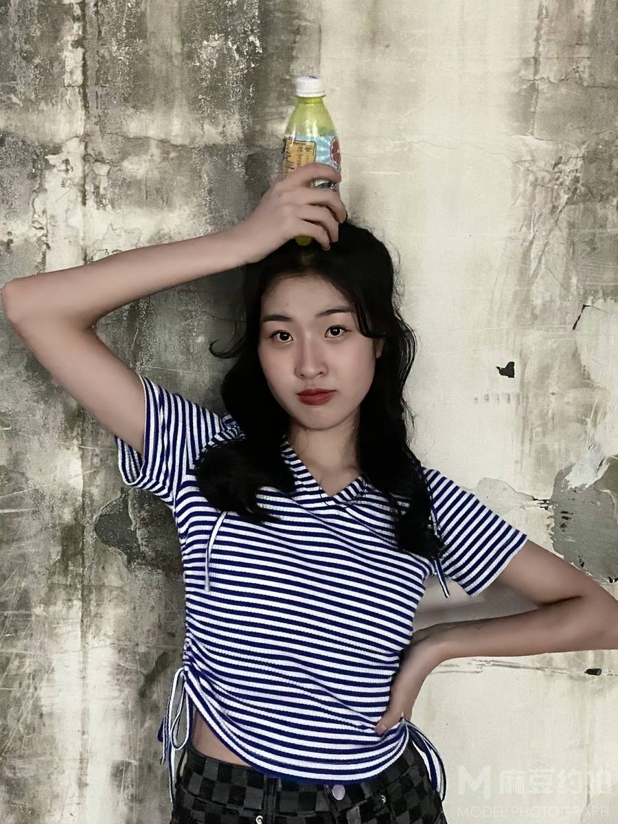 清新模特