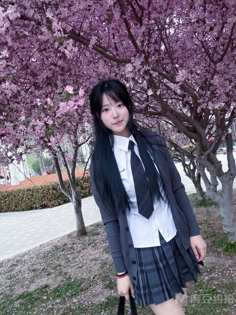 校园模特