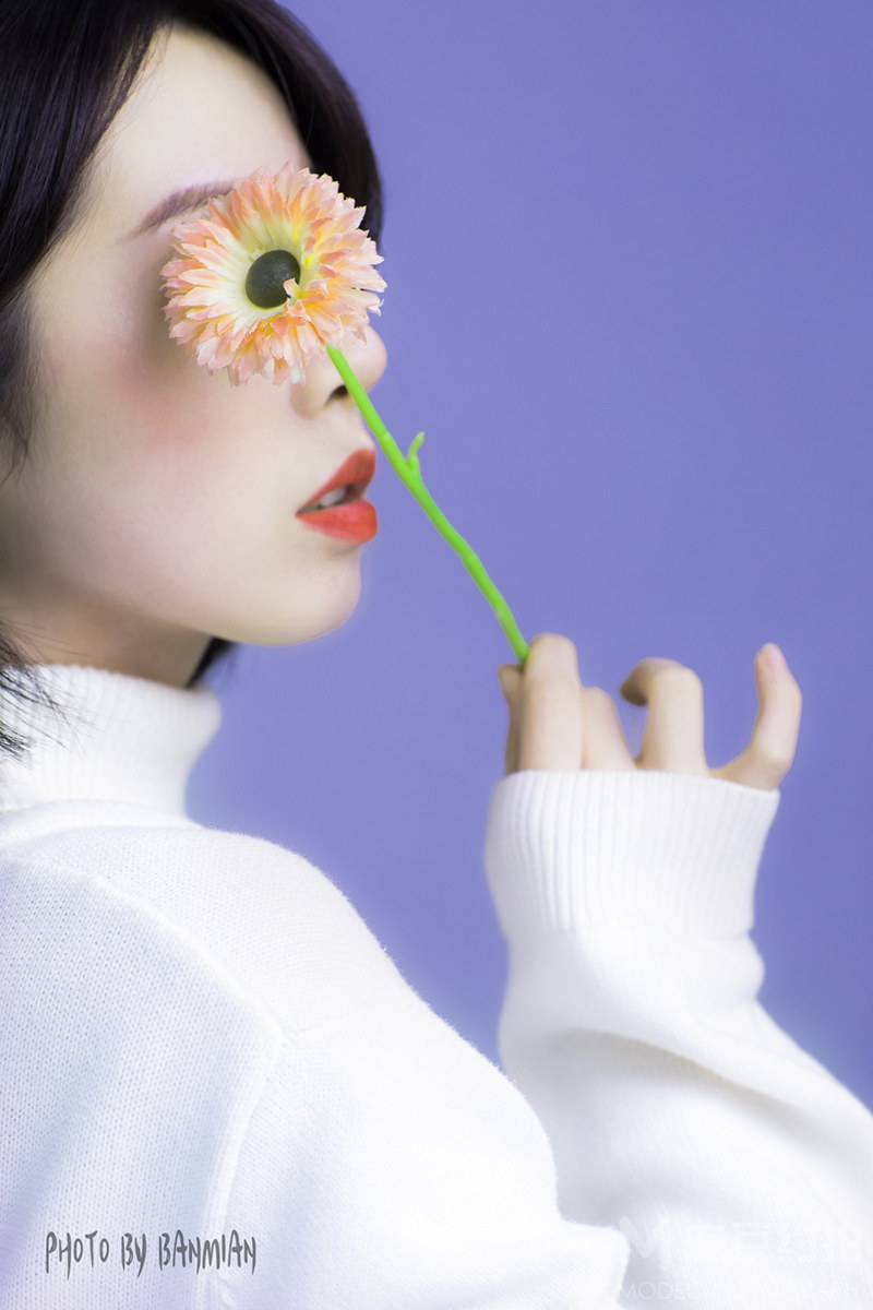 情绪模特