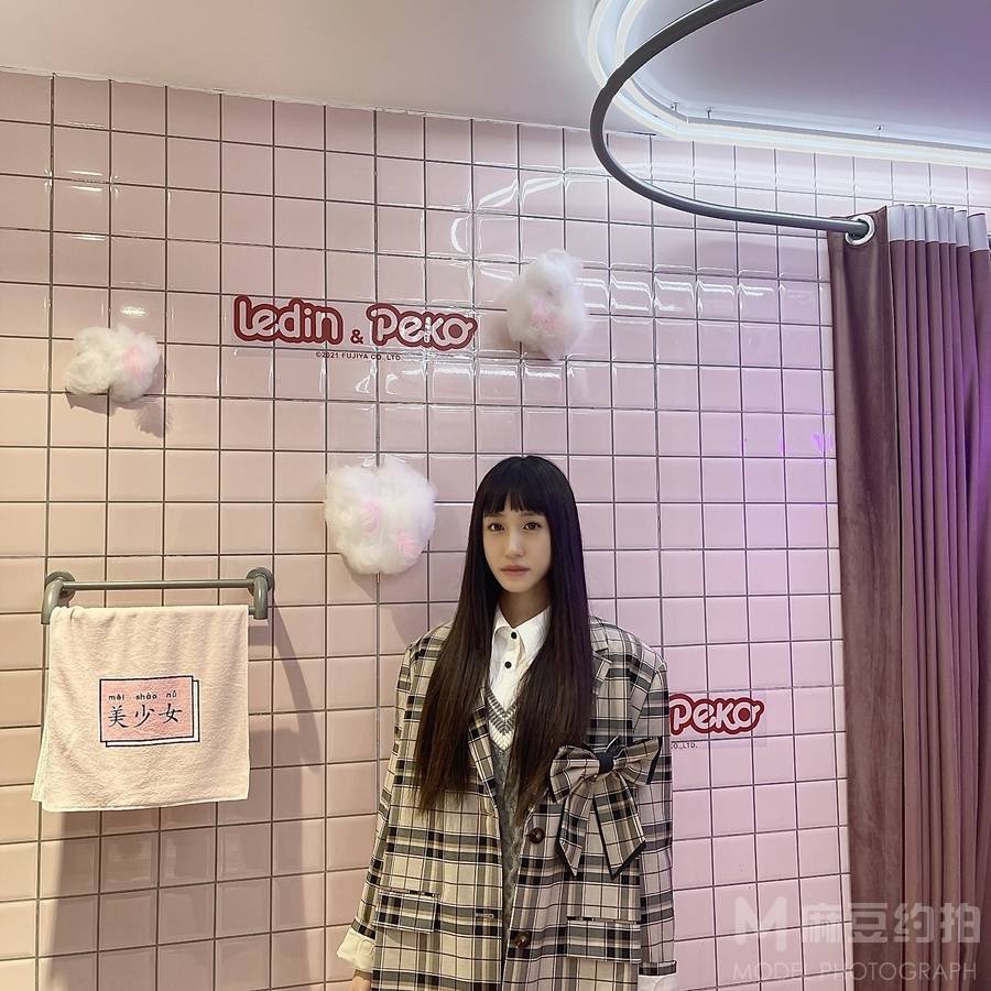 校园模特