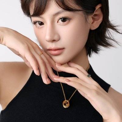 胶片模特