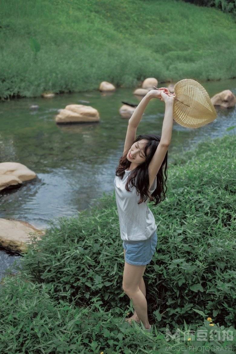 清新模特