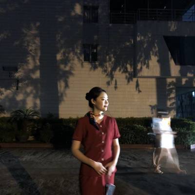 校园模特