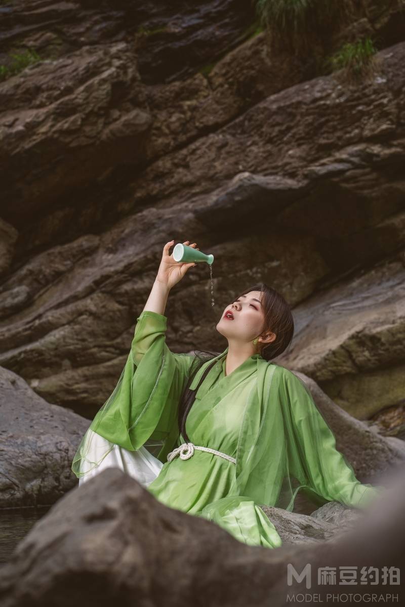 汉服模特