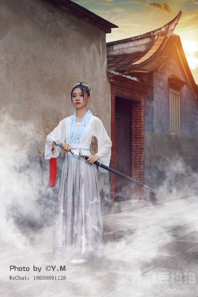 汉服模特