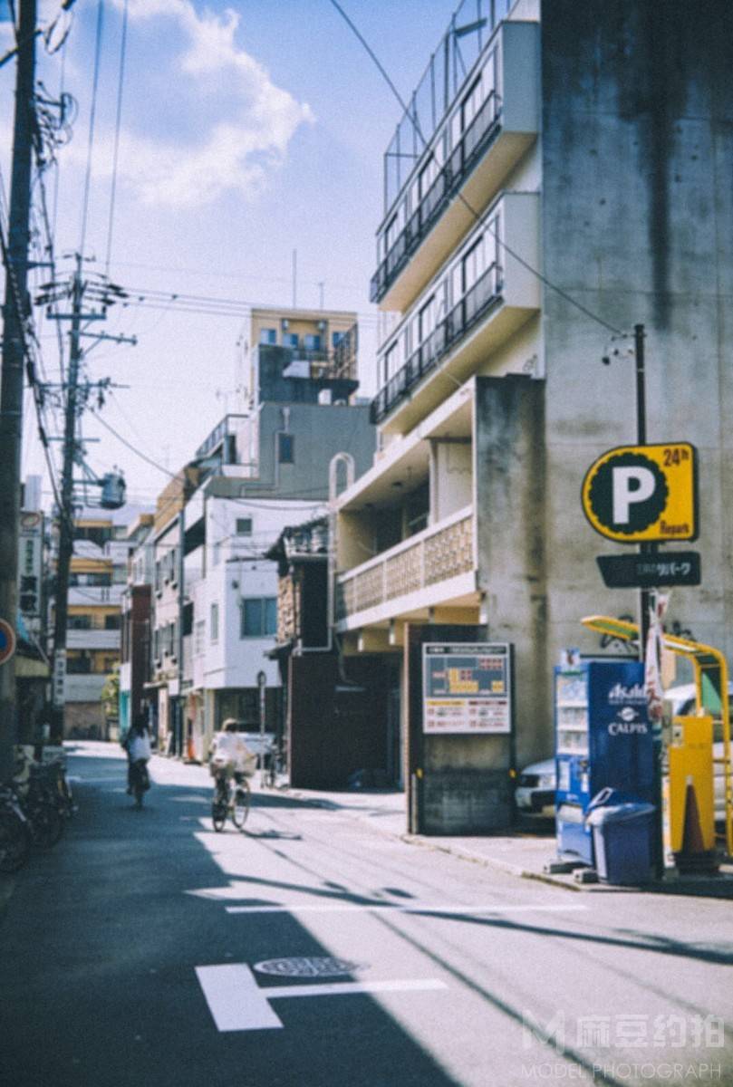 胶片模特