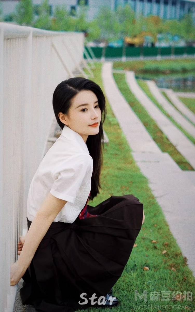纪实模特