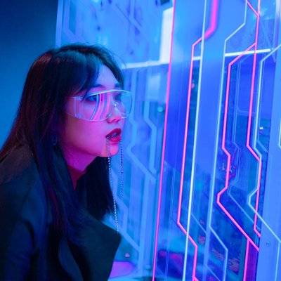 情绪模特