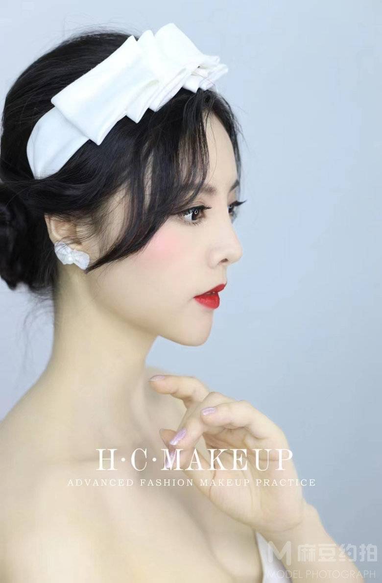 妆容模特