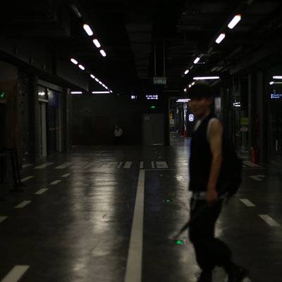 黑白模特