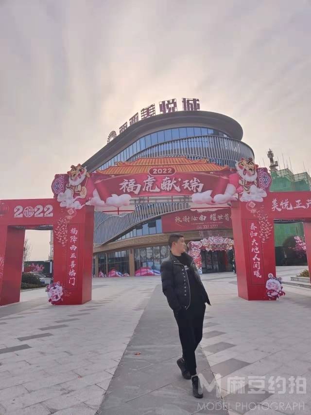 情侣模特