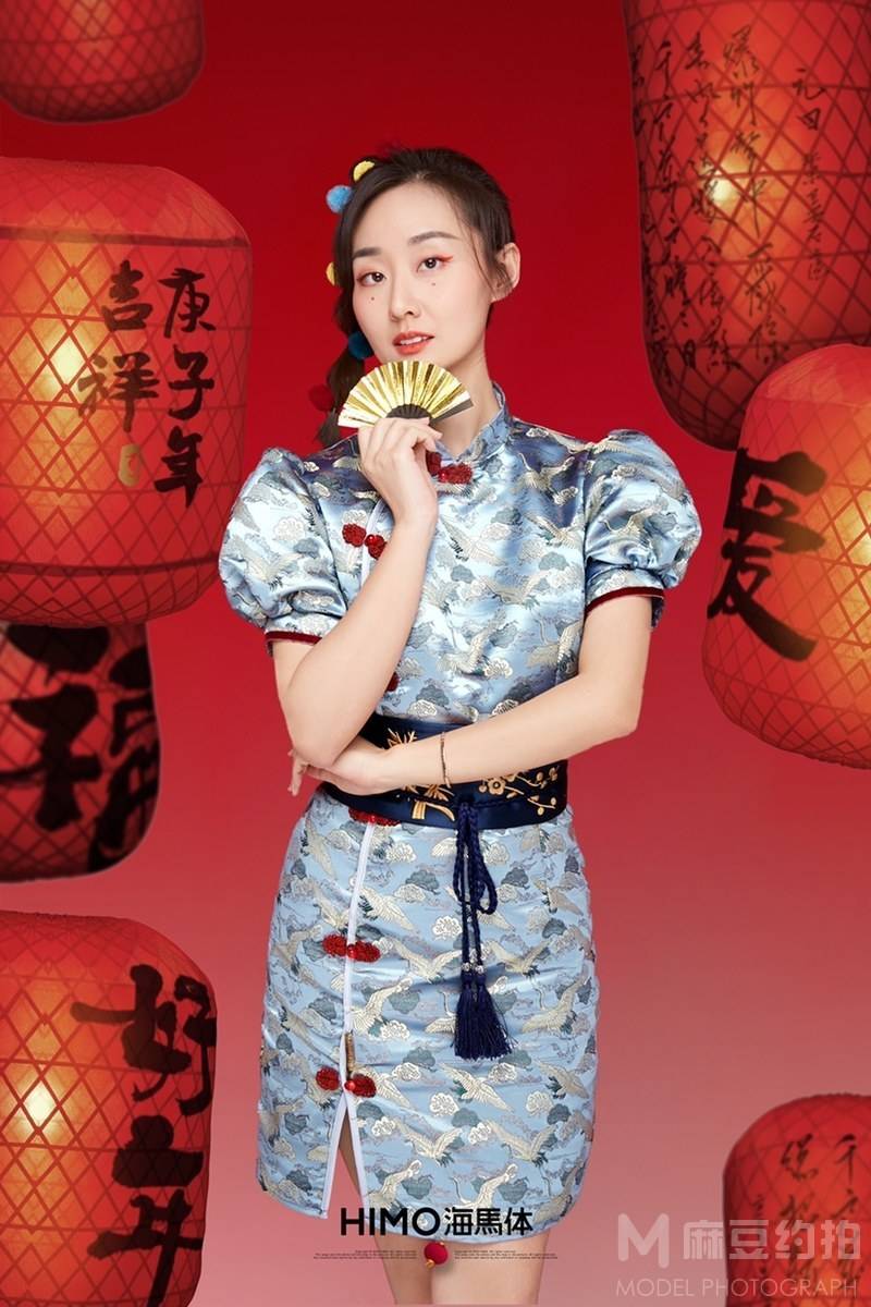 校园模特