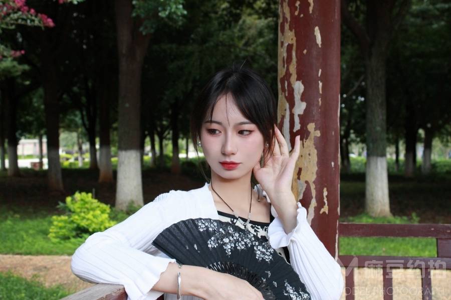 清新模特