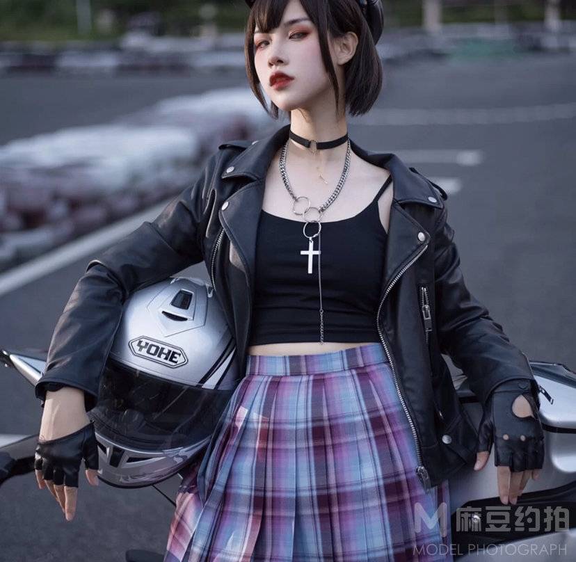 黑白模特