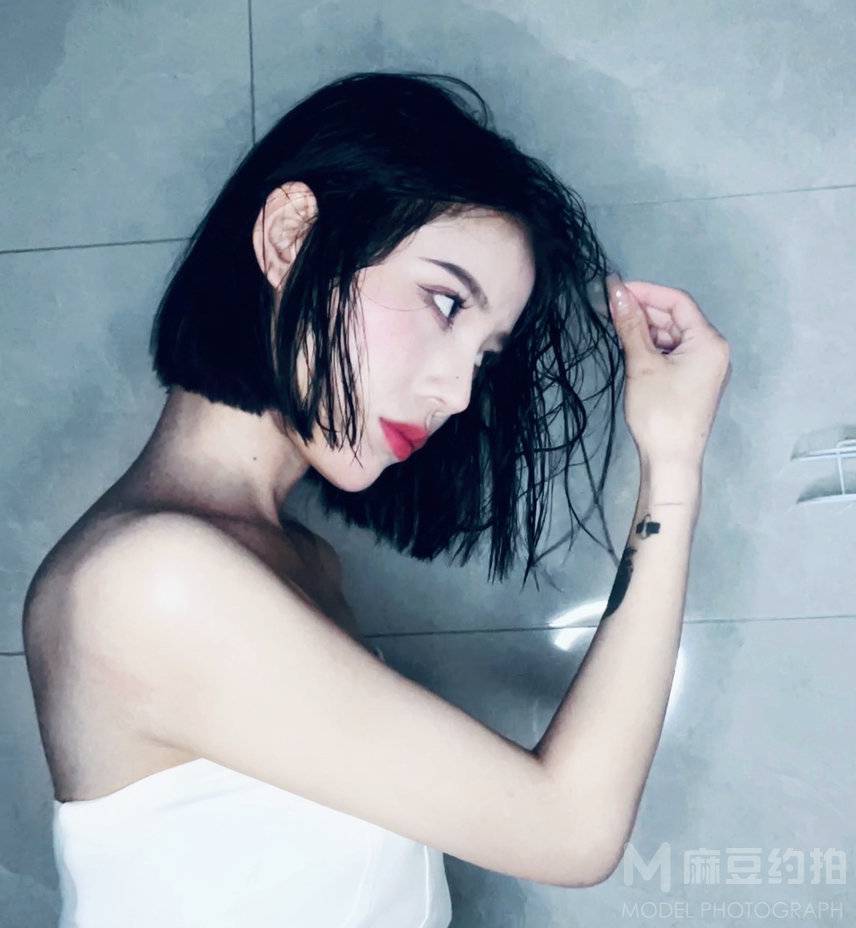 暗黑模特