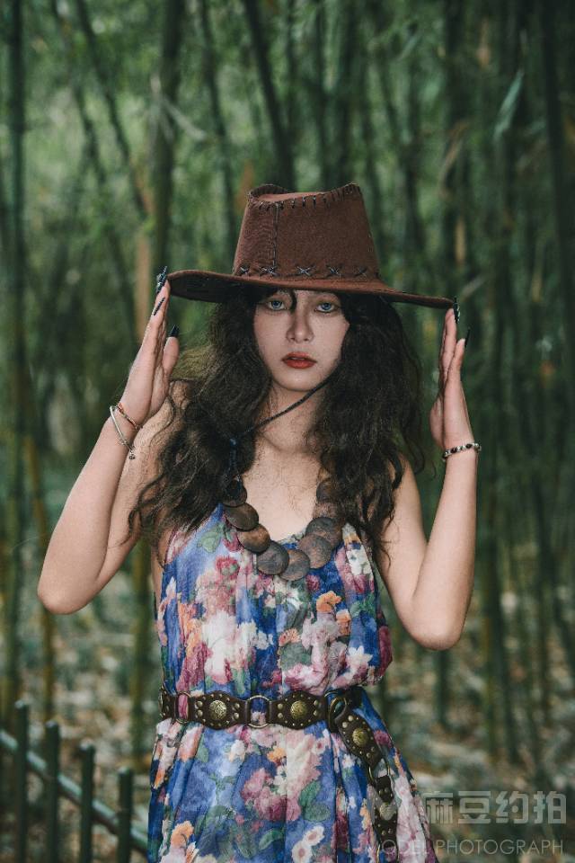 暗黑模特