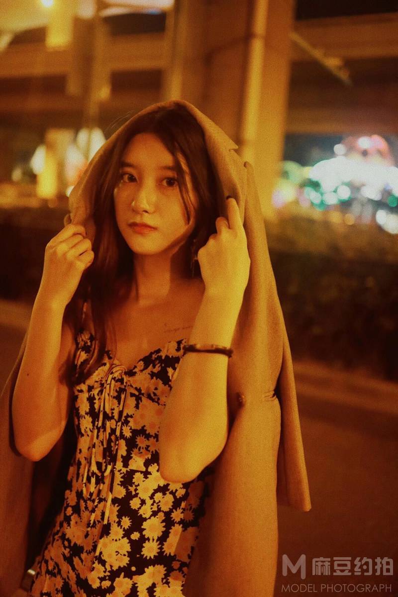 夜景模特