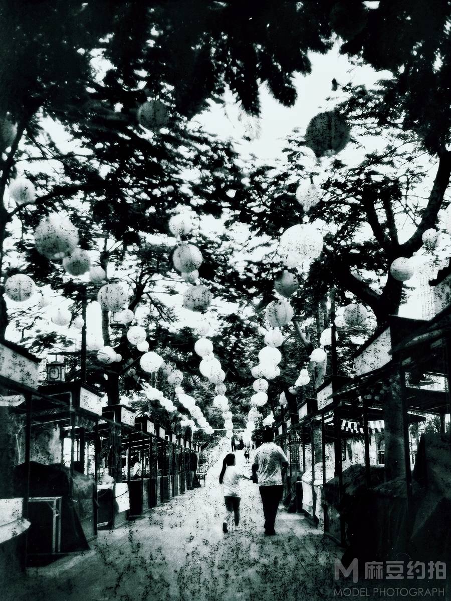 胶片模特