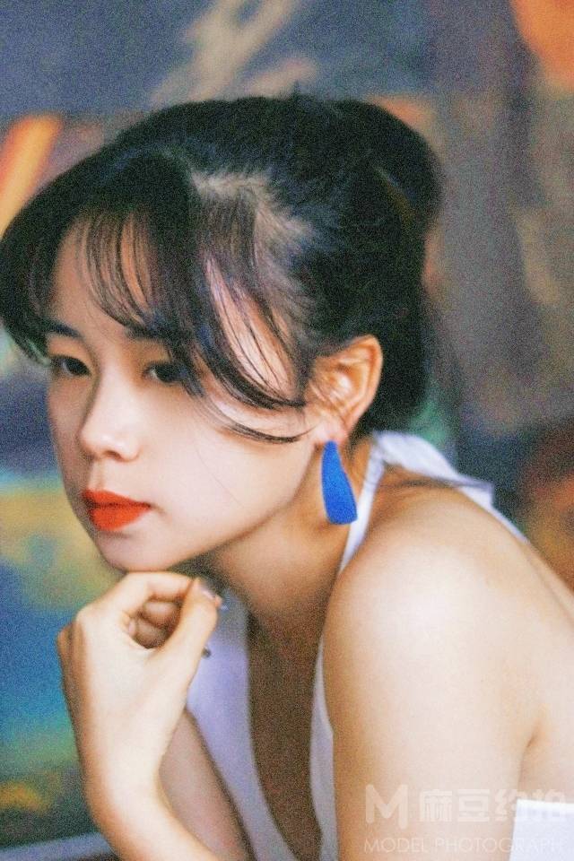 胶片模特
